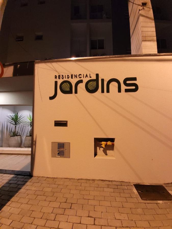 Apartamento Com Piscina No Centro Apartman Ubatuba Kültér fotó